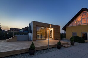 Exterior - Pool Villa Izabela With Wellness (Križevci)