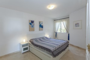 3 bedrooms, iron/ironing board, bed sheets - Casa Ponoig, Polop, Polop (Polop)