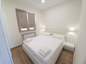 1 bedroom, in-room safe, iron/ironing board, travel crib