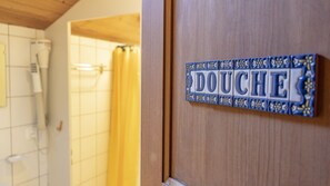 Interior - A large chalet for getting together with family, friends or colleagues!  (Cerniat)