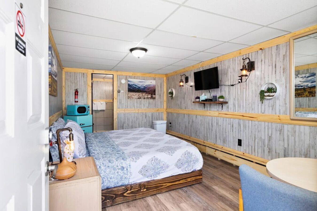 #8 Private room in heart of Leadville dog friendly