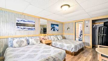 1 bedroom, free WiFi, bed sheets