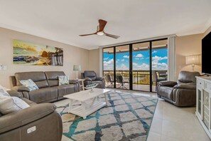 Appartement (18120 San Carlos Blvd PH2) | Exterieur