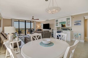 Appartement (18120 San Carlos Blvd PH2) | Exterieur