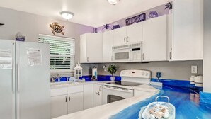 Appart'hôtel (189 Dakota Ave #2L) | Cuisine privée