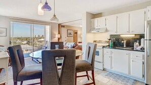 Condo (Beach & Tennis 1604) | Private kitchen - Beach & Tennis 1604 (Bonita Springs)