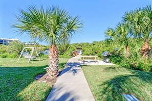 Appart'hôtel (21400 Bay Village Dr  #204) | Extérieur