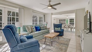 Unclassified image, 4 of 26, button - 4811 Gary Rd-c (Bonita Springs)