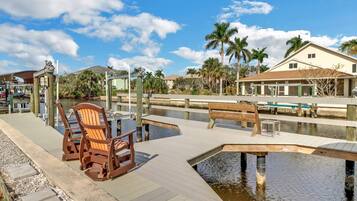 Villa (4836/4838 Esplanade St B-Pool) | Exterior