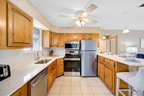 Room - 4811 Gary Rd-d (Bonita Springs)