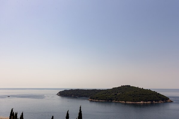 Beach - Beautiful Nest Rooms - Double Room with Balcony and Sea View (Br. 1) (Dubrovnik)