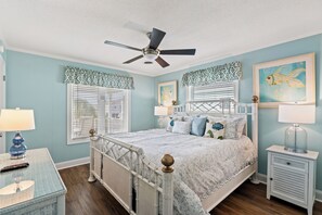 4 bedrooms, free WiFi, bed sheets