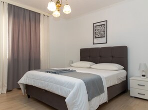 1 chambre, accĂšs Internet, draps fournis