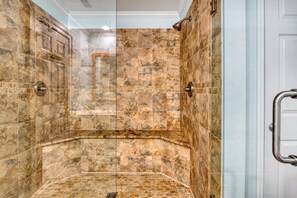 Spa - Heaven Can Wait - Oceanfront w/ Heated Pool and Sooo Much More! (Garden City Beach)