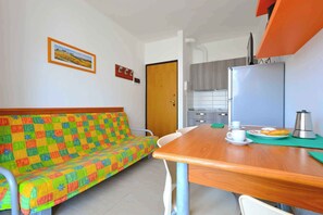 Dining - Holiday apartment mit Klimaanlage und Balkon (Lignano)