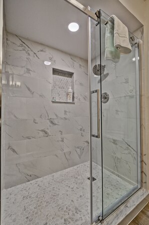 Toallas, jabón, shampoo 