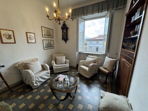 TV - Apartment in Lucca with 2 bedrooms sleeps 4 (Lucca)