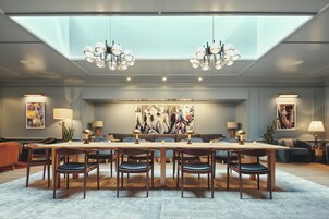 Viðskiptamiðstöð