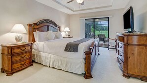 Hus (1519 NW 31st  Ave)