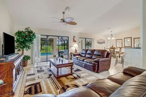 House (1519 NW 31st  Ave) | Living room | TV