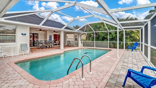Unclassified image, 1 of 25, button - 1520 SW 43rd St (Cape Coral)