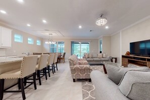 House (15301 Torino Lane) | Living room - 15301 Torino Lane (Fort Myers)