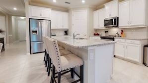Private kitchen - 15301 Torino Lane (Fort Myers)
