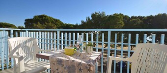 Holiday apartment with air conditioning and balcony