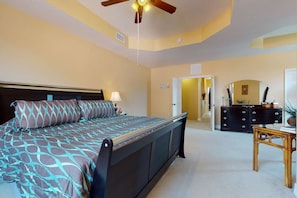 Apartment (16165 Via Solera Cir #101) | 3 Schlafzimmer, kostenloses WLAN