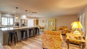 House (2216 Everest Parkway) | Living room | Flat-screen TV, DVD player