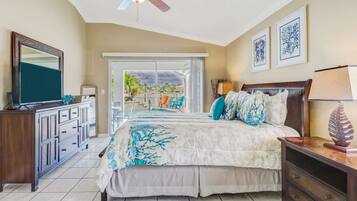 House (2721 SW 42nd LN) | 4 bedrooms, free WiFi