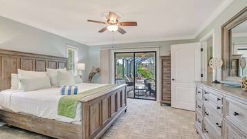 House (4935 SW 20th PL) | 3 bedrooms, free WiFi