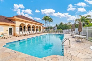 Appart'hôtel (Bellamar Dr #1521) | Piscine