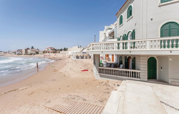 Plage à proximité, pêche sur place