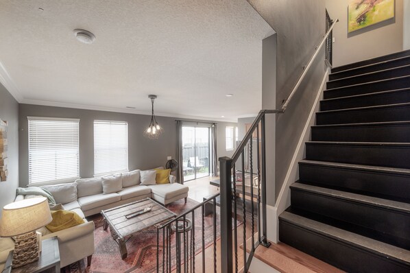 Älytelevisio, työhuone, tietokoneen näyttö