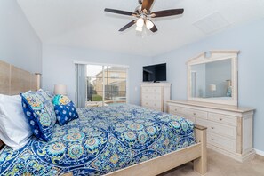 4 室のベッドルーム、アイロン / アイロン台、WiFi (無料)、ベッドシーツ