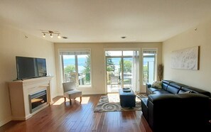 TV connectée, cheminée