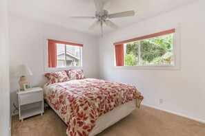 3 chambres, fer et planche à repasser, Wi-Fi, draps fournis