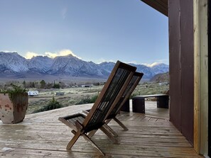 Terrace/patio - West Wind, cabin with breathtaking vieuws  (lone pine)