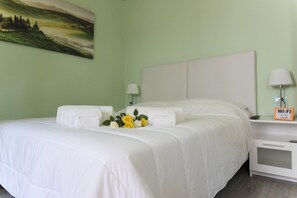 1 Schlafzimmer, Bügeleisen/Bügelbrett, Reisekinderbett, kostenloses WLAN