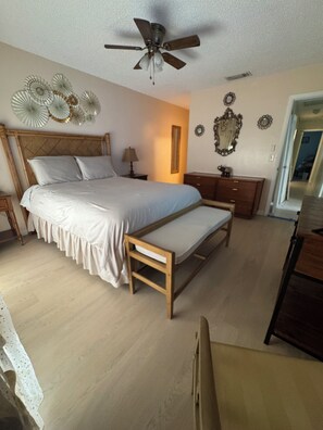 3 chambres, bureau, fer et planche à repasser, Wi-Fi gratuit