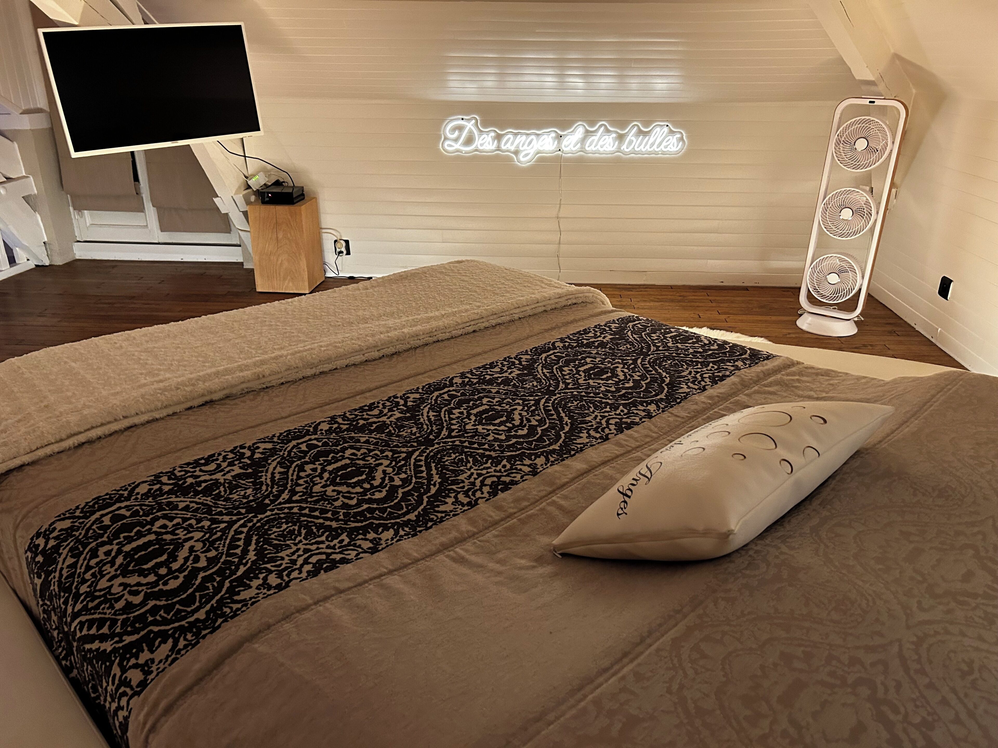 1 chambre, Wi-Fi gratuit, draps fournis