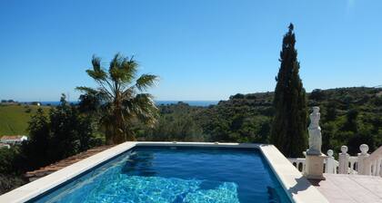 Peace and nature - beach, restaurants and shops a few minutes