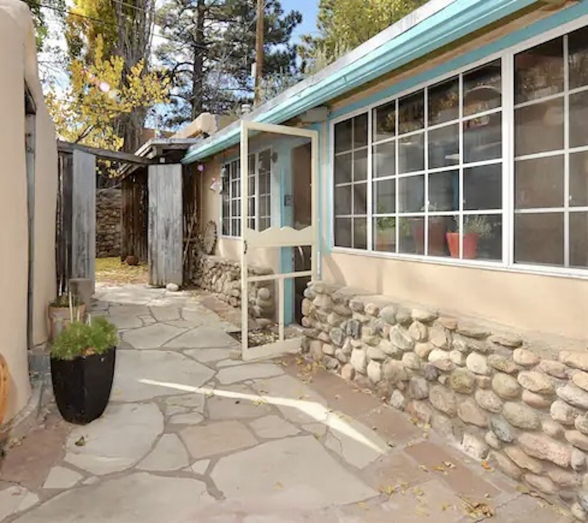 On Canyon Rd, Pet-Friendly Beautiful Adobe With Clawfoot Tub, Views On Park