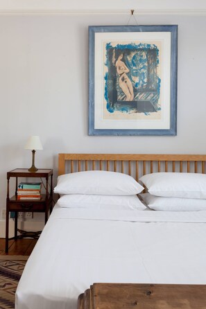 2 bedrooms, iron/ironing board, free WiFi, bed sheets - Afghan Road by onefinestay (London)