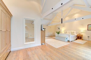 8 Schlafzimmer, Bügeleisen/Bügelbrett, Reisekinderbett, kostenloses WLAN