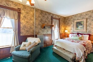 1 makuuhuone, työpöytä, silitysrauta/-lauta, Wi-Fi