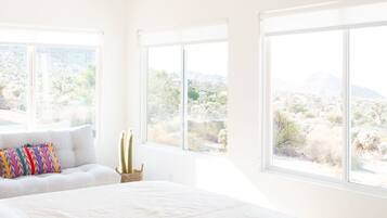 3 bedrooms, iron/ironing board, travel crib, free WiFi