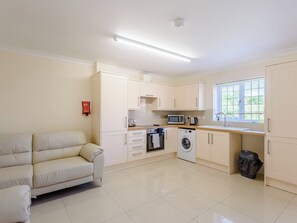 Interior - Dawson Park 3 - UK12662 (Mablethorpe)