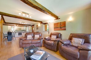 Télévision, cheminée